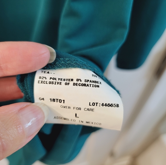 AB Studio V-Neck Blouse - Picture 5 of 6